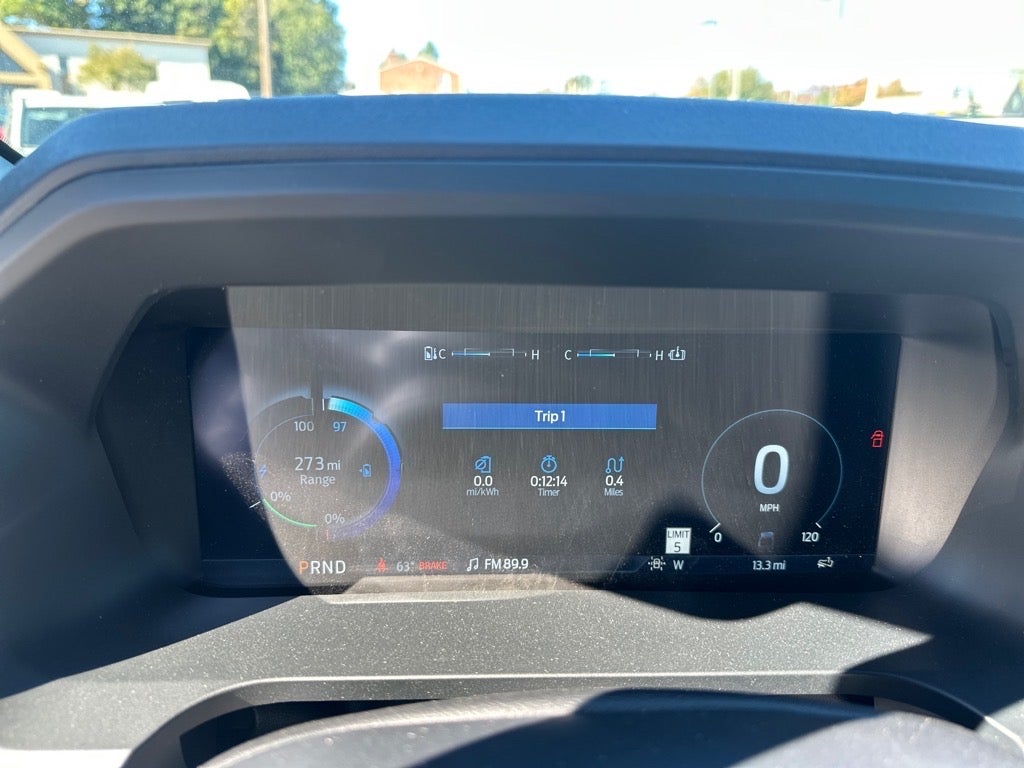 2025 Ford F-150 Lightning Flash