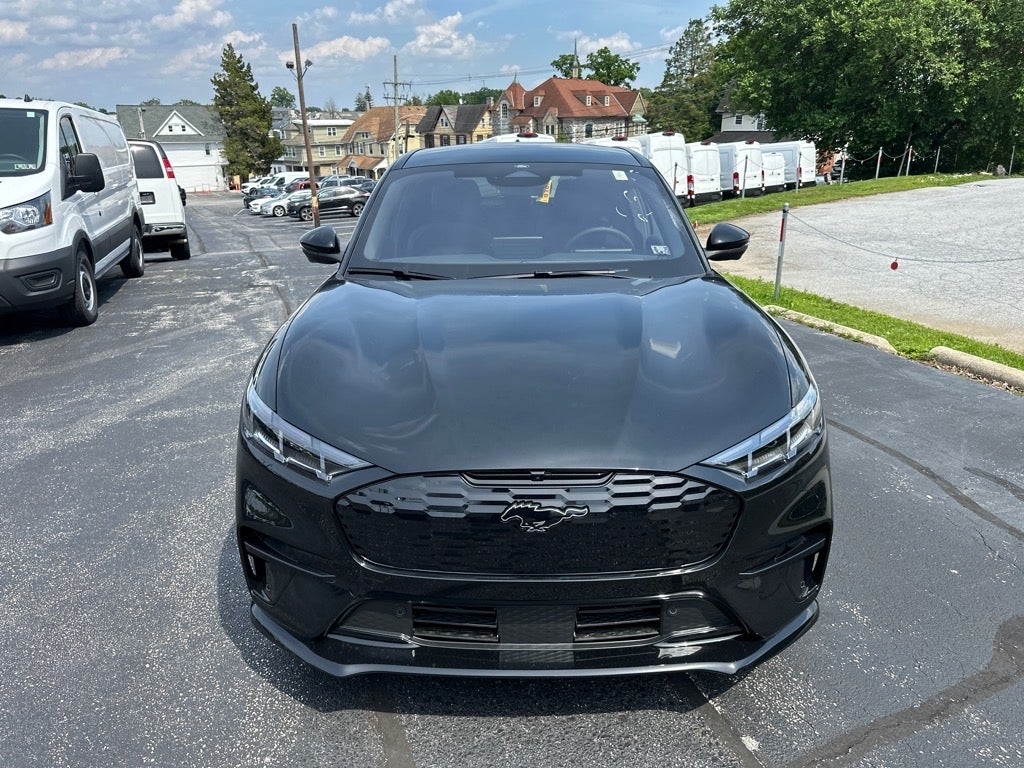 2025 Ford Mustang Mach-E GT