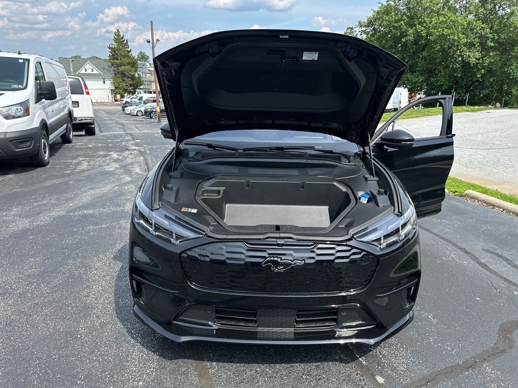 2025 Ford Mustang Mach-E GT