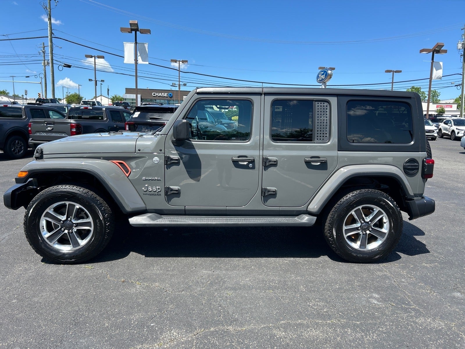 2020 Jeep Wrangler Unlimited Sahara