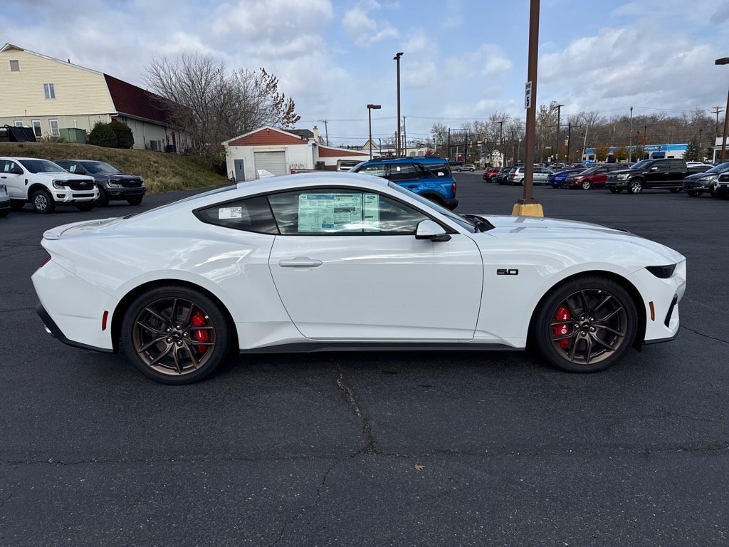 2025 Ford Mustang GT Premium