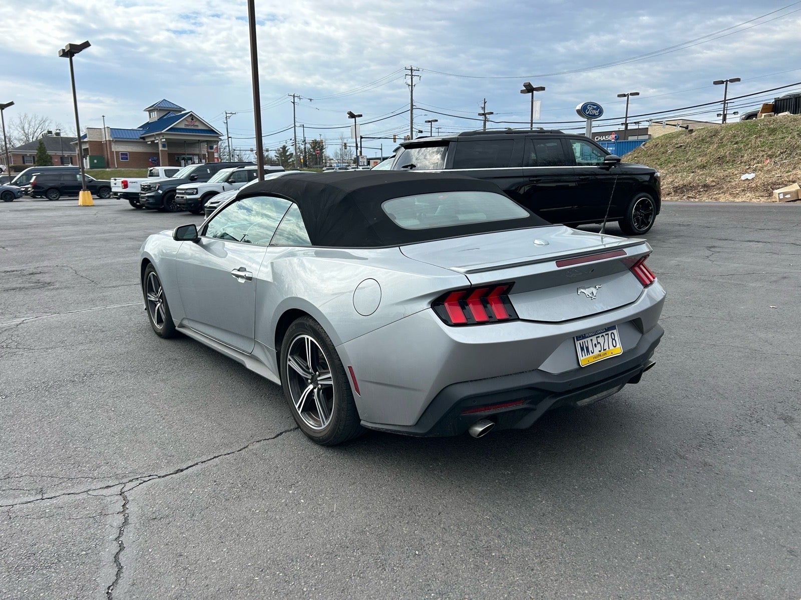 2024 Ford Mustang EcoBoost Premium