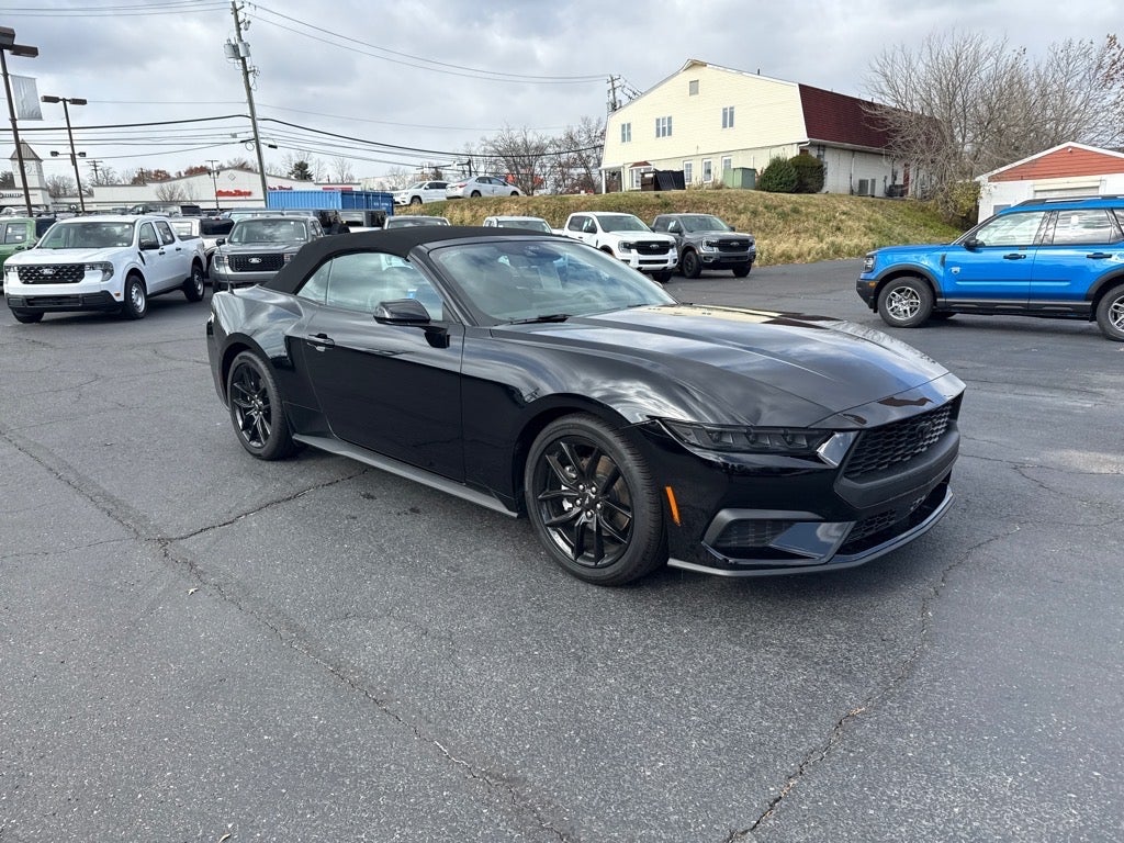 2025 Ford Mustang EcoBoost