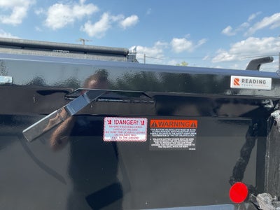 2025 Ford F-550SD XL Reading Dump