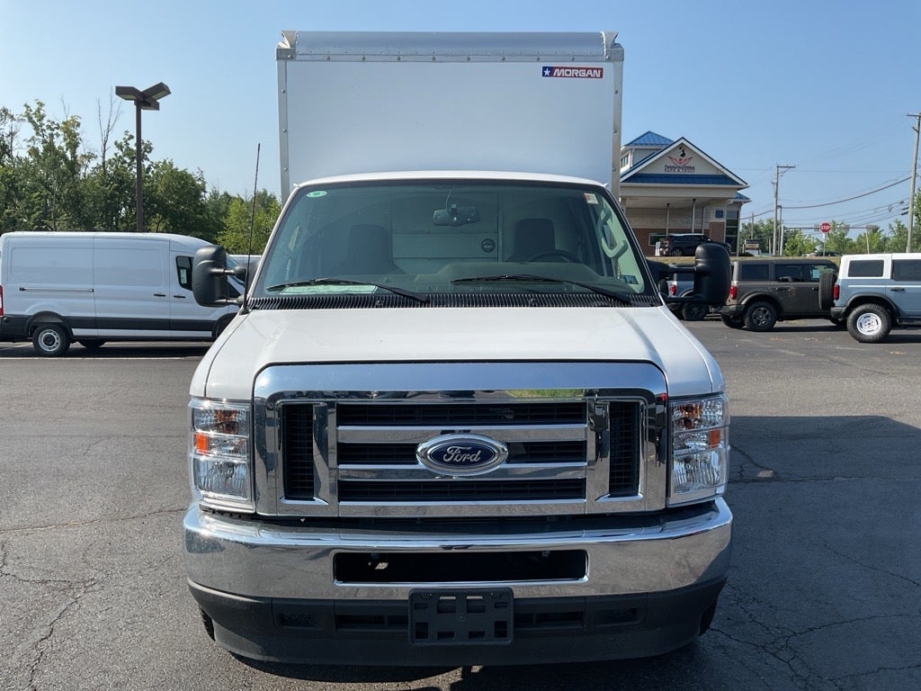 2025 Ford E-350SD Base 12 FT Box Van