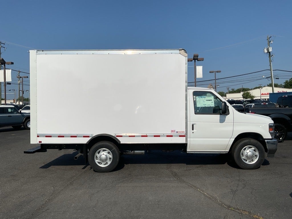 2025 Ford E-350SD Base 12 FT Box Van