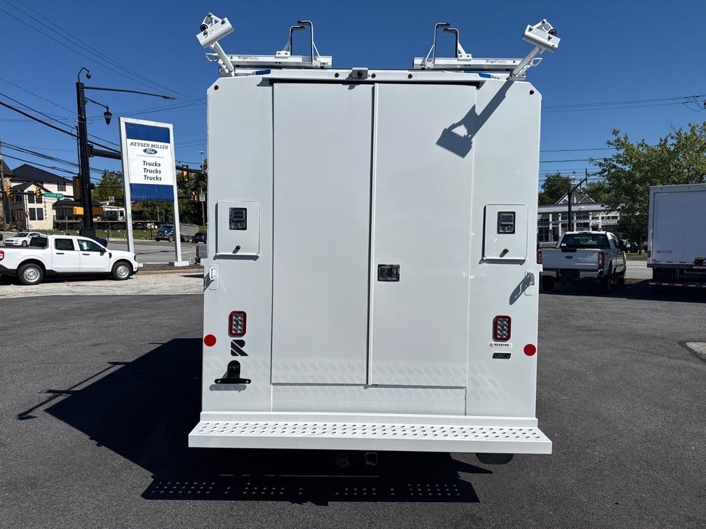 2026 Ford E-350SD Base Reading Enclosed Utility Body