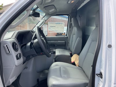 2025 Ford E-350SD Base 15 FT Box Van