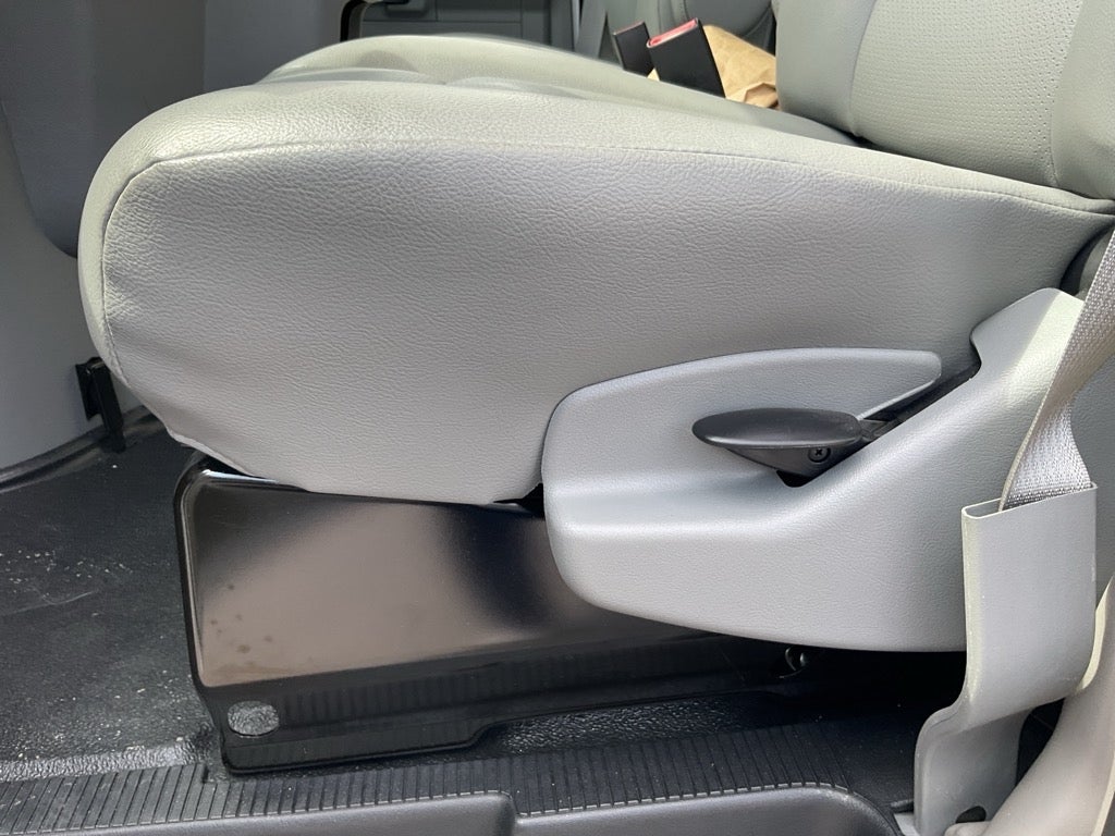 2025 Ford E-350SD Base 15 FT Box Van