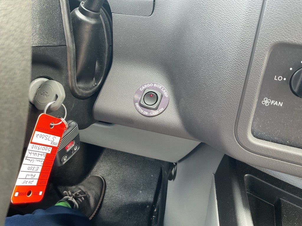 2025 Ford E-350SD Base 15 FT Box Van