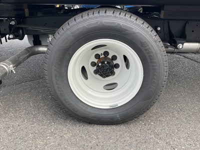 2025 Ford E-350SD Base 15 FT Box Van