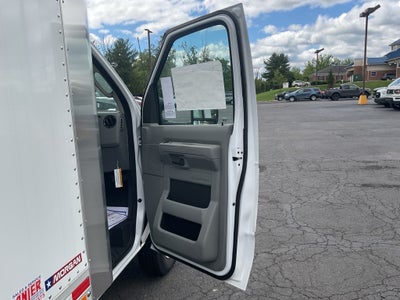 2025 Ford E-450SD Base 17 FT Box Van