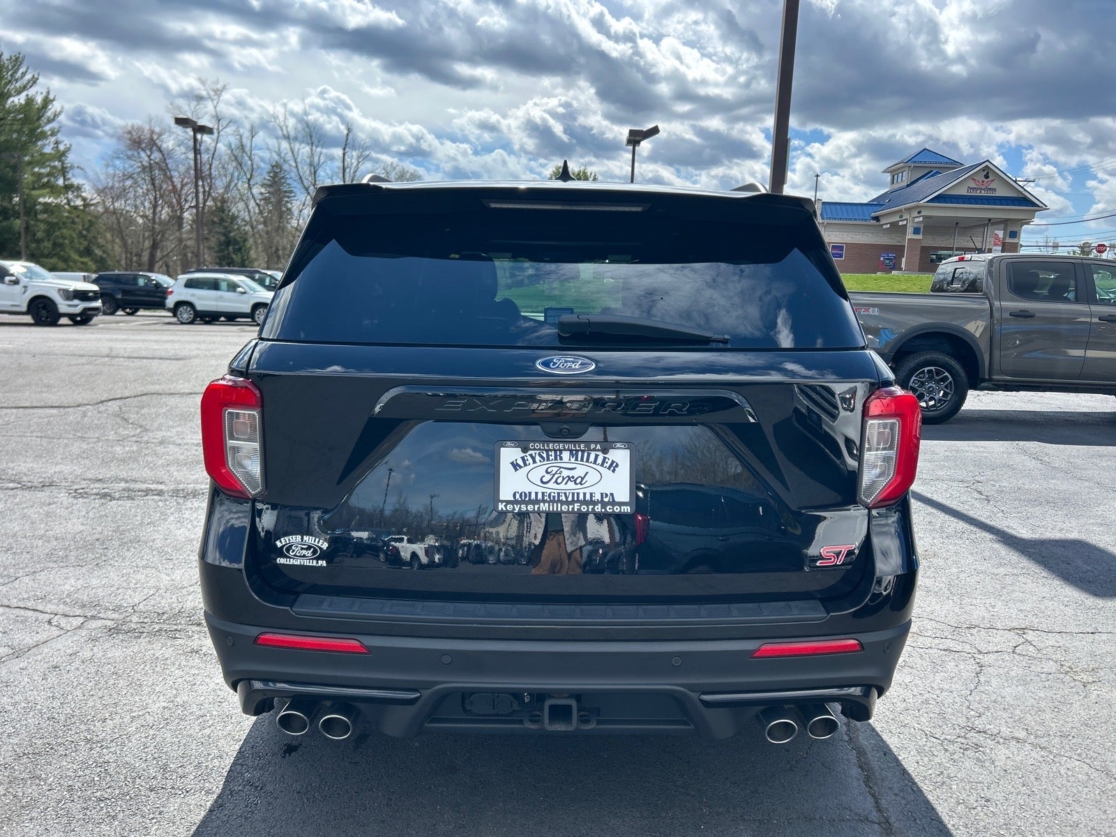 2023 Ford Explorer ST