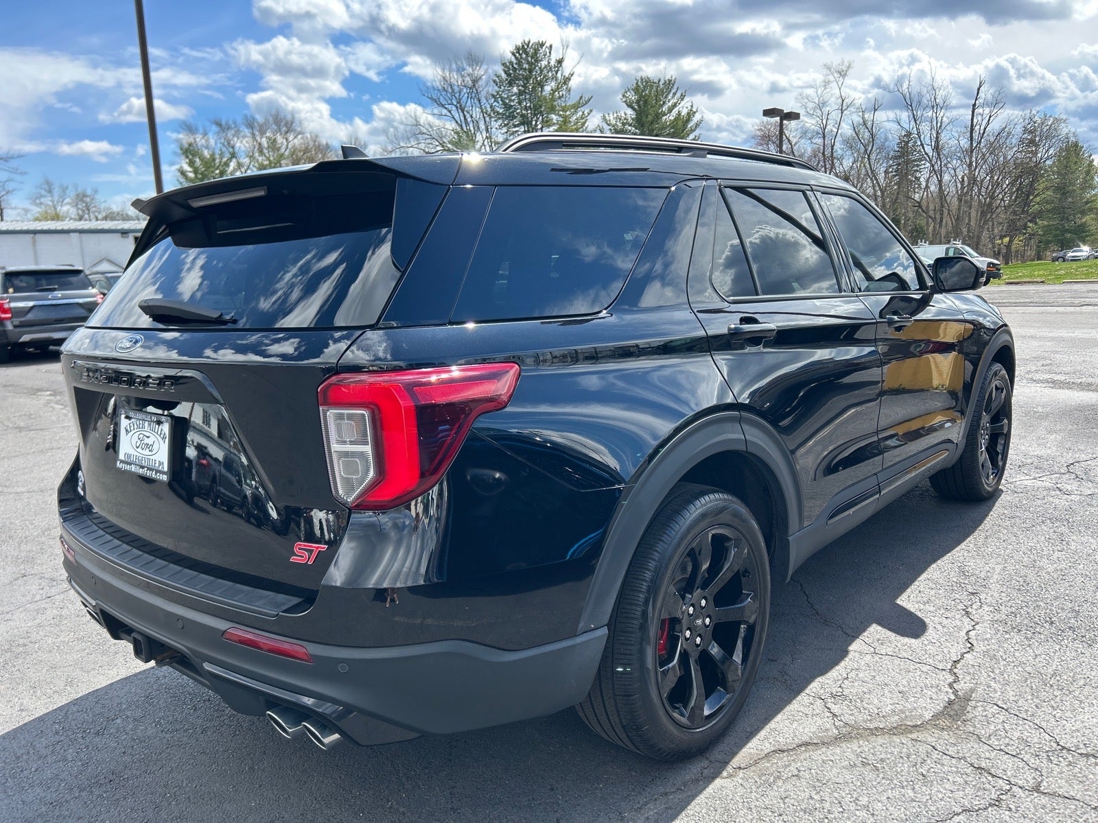 2023 Ford Explorer ST