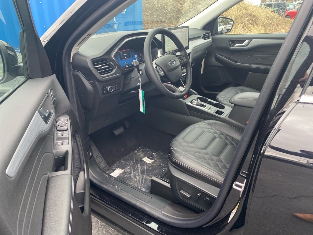 2024 Ford Escape Plug-In Hybrid Base