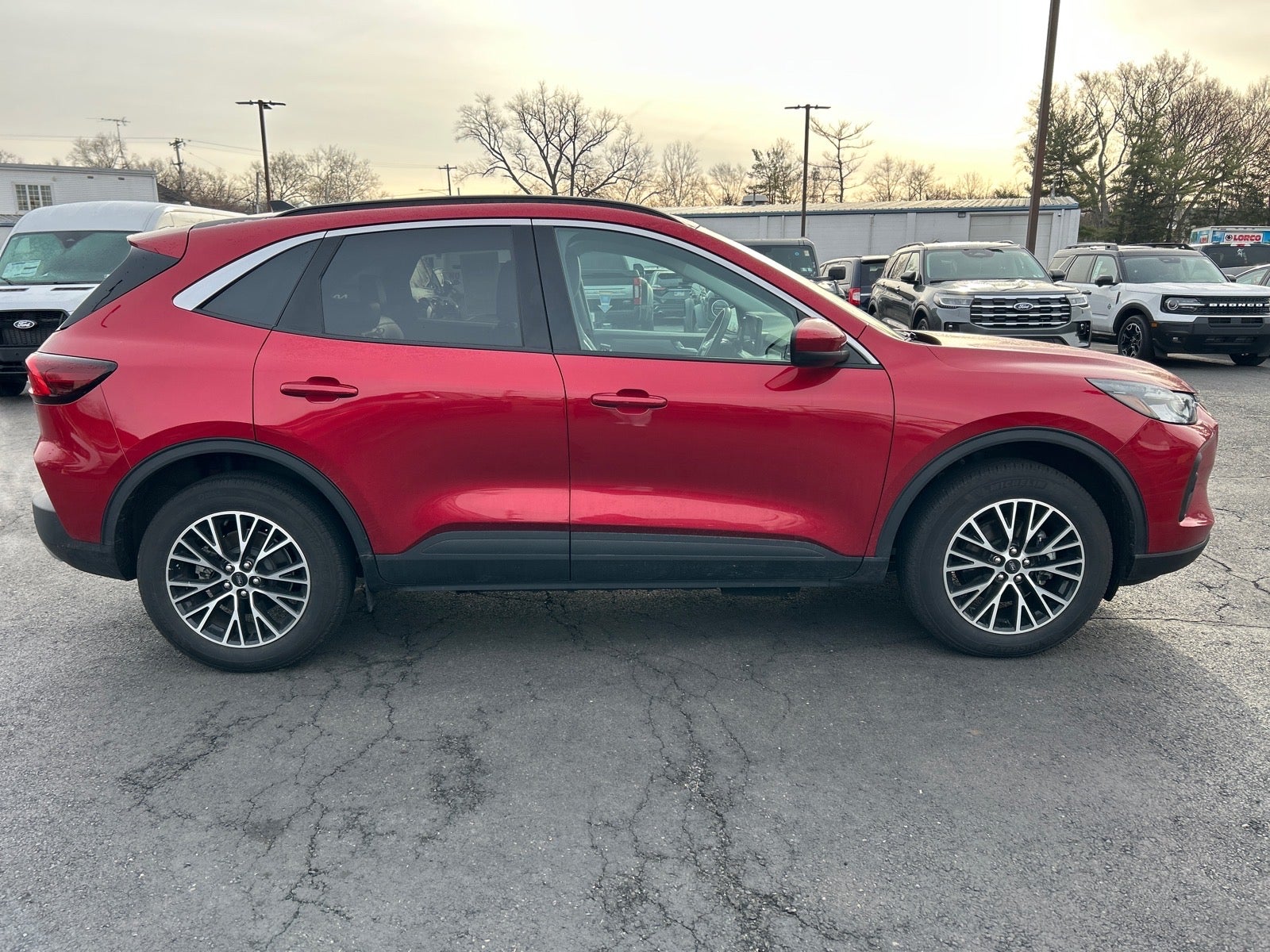 2024 Ford Escape Plug-In Hybrid Base