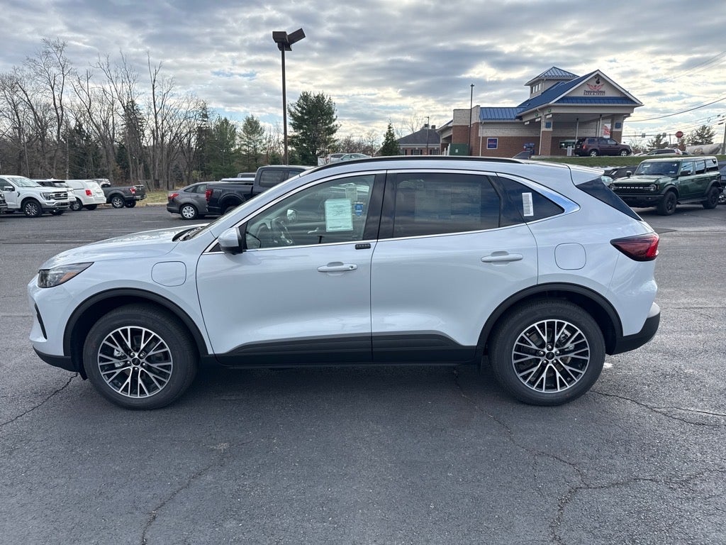 2026 Ford Escape Plug-In Hybrid Base