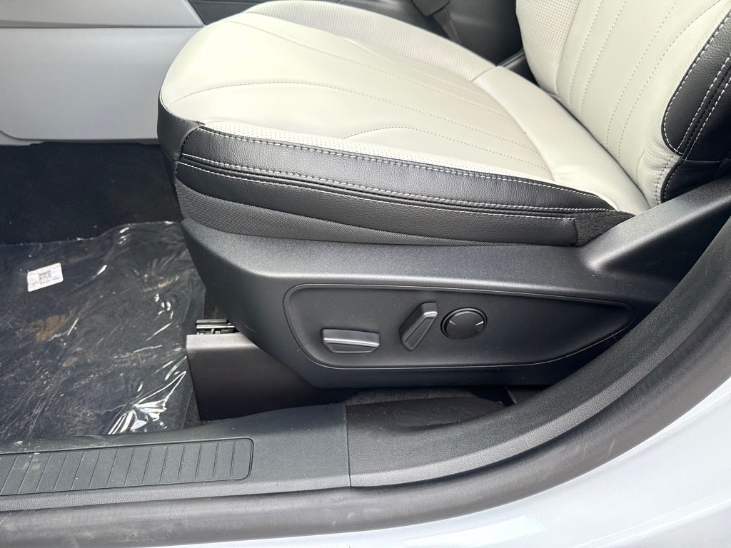 2026 Ford Escape Plug-In Hybrid Base