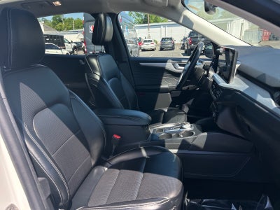 2024 Ford Escape Platinum