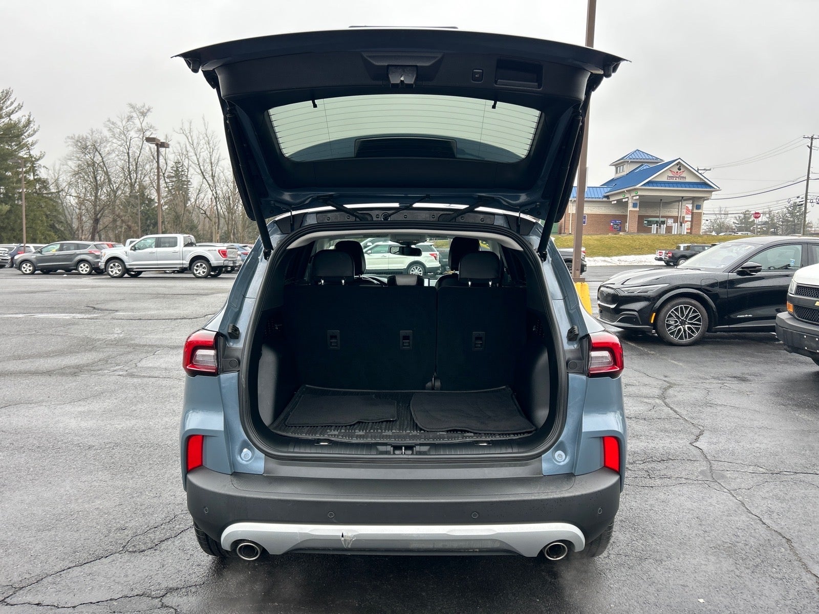 2023 Ford Escape Platinum