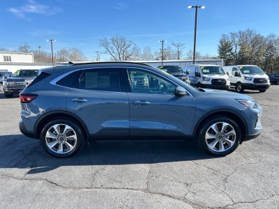 2025 Ford Escape Hybrid Platinum