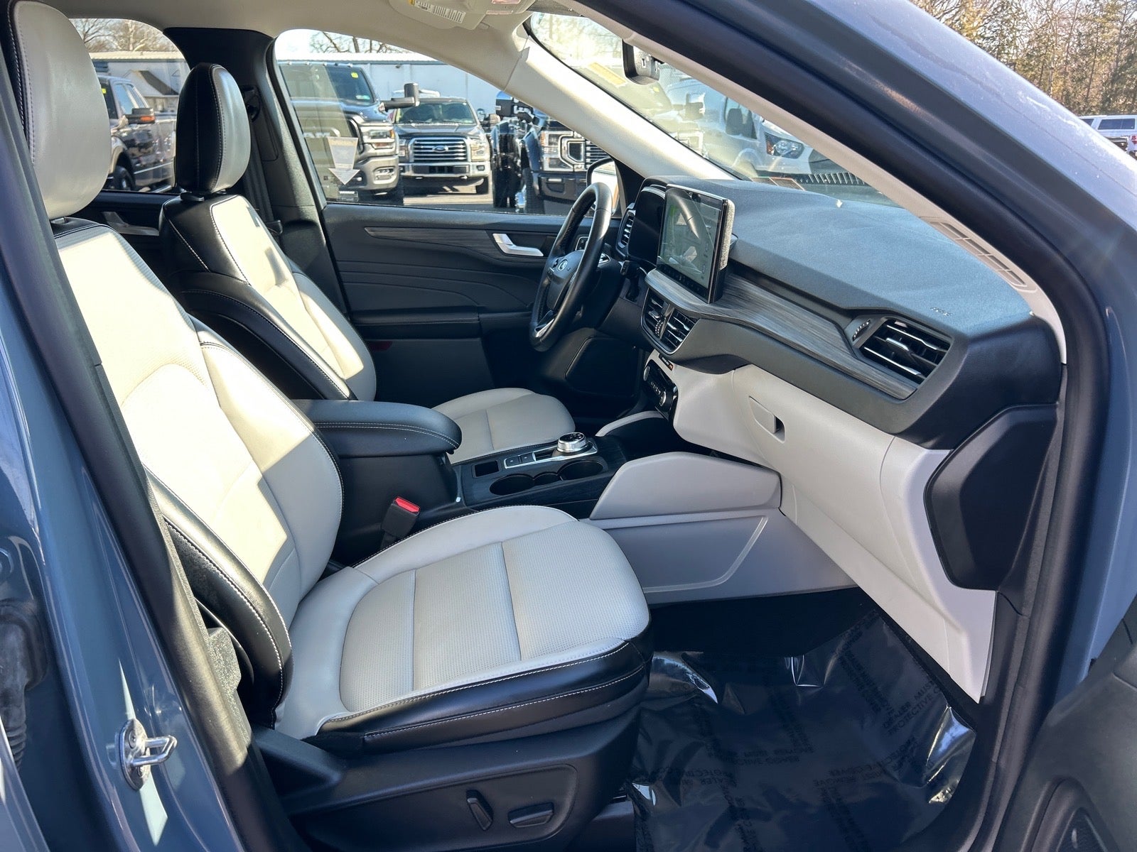 2025 Ford Escape Hybrid Platinum