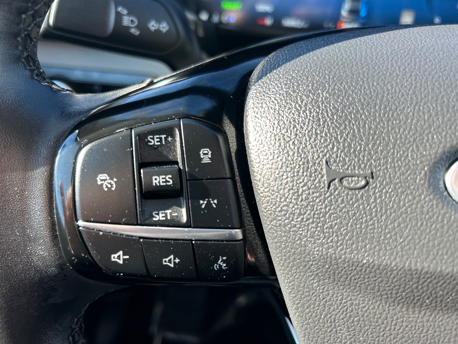 2025 Ford Escape Hybrid Platinum