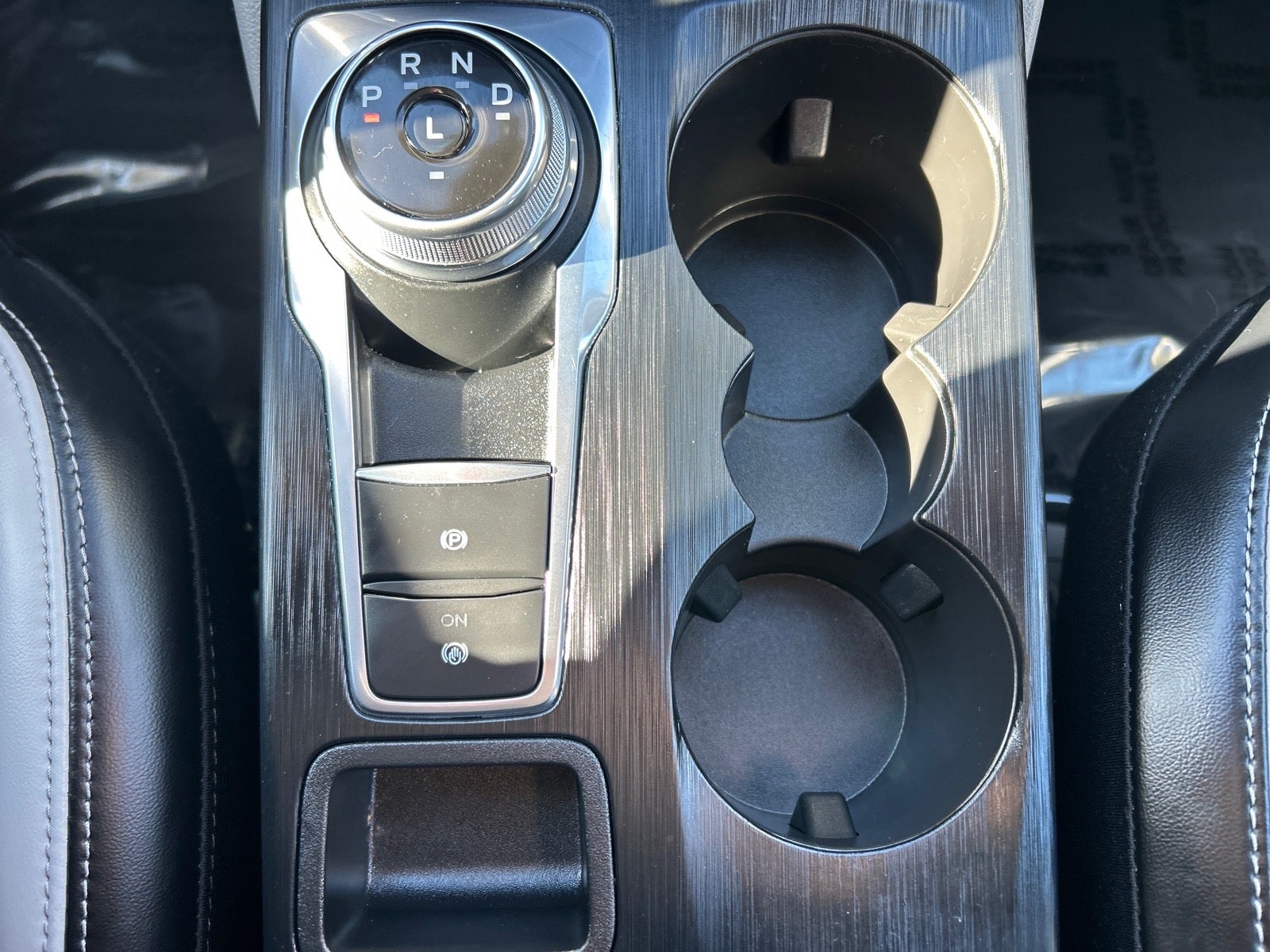 2025 Ford Escape Hybrid Platinum