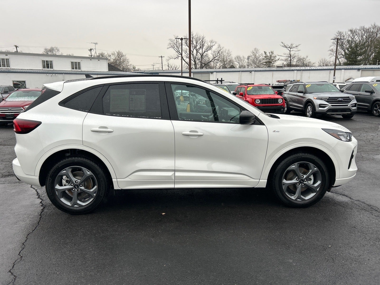 2023 Ford Escape ST-Line