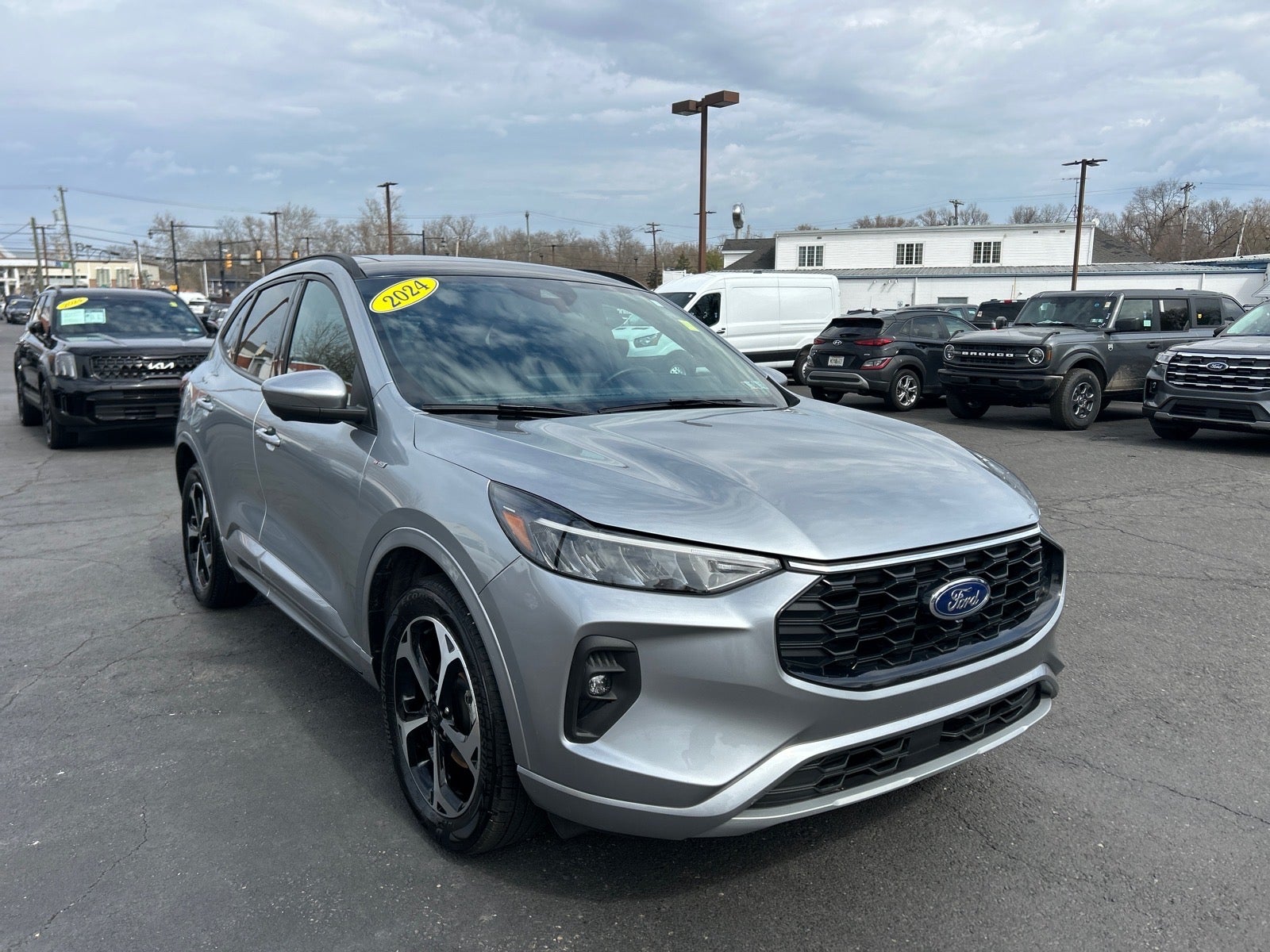 2024 Ford Escape ST-Line Select