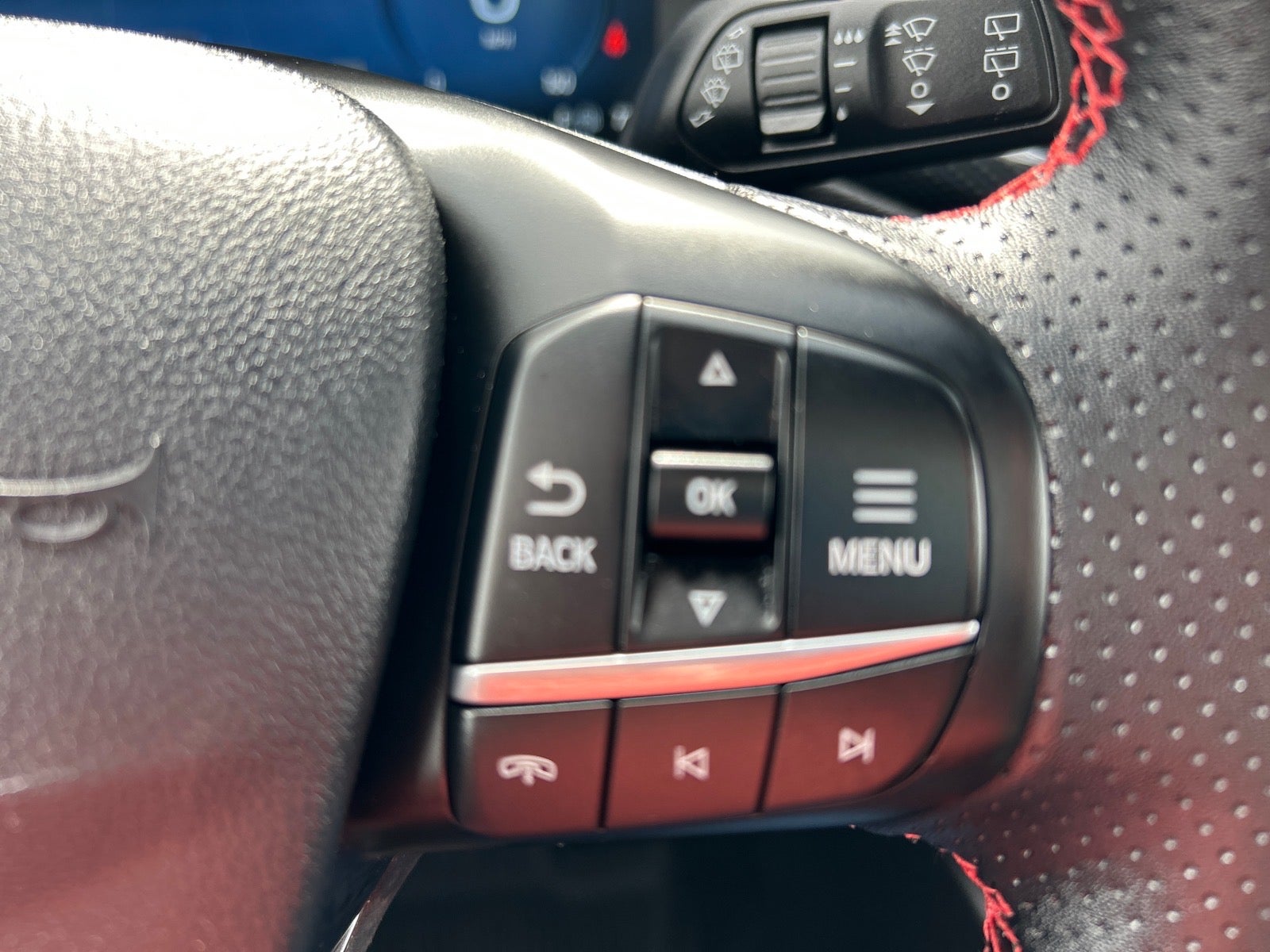 2024 Ford Escape ST-Line Select