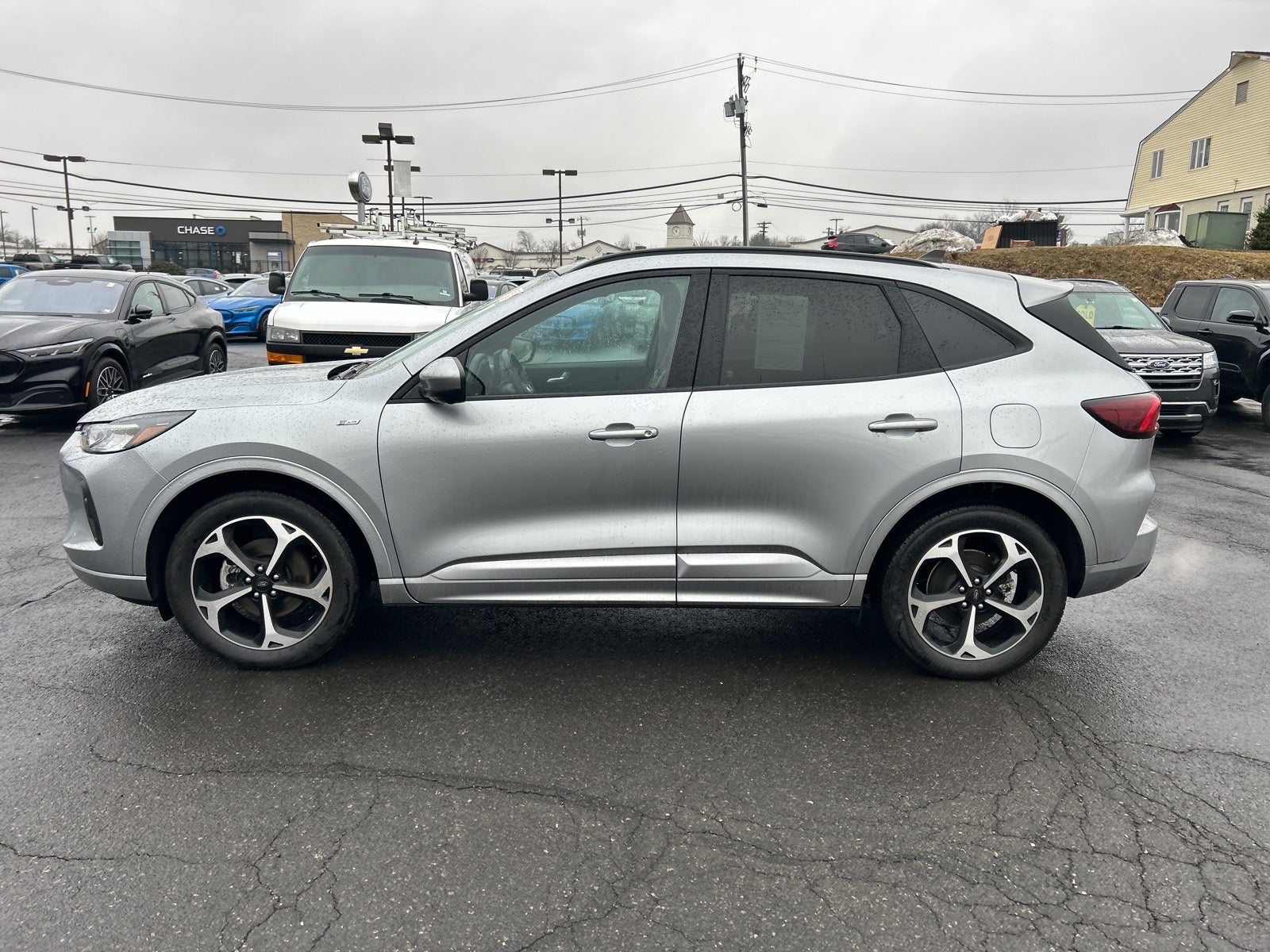 2024 Ford Escape ST-Line Select