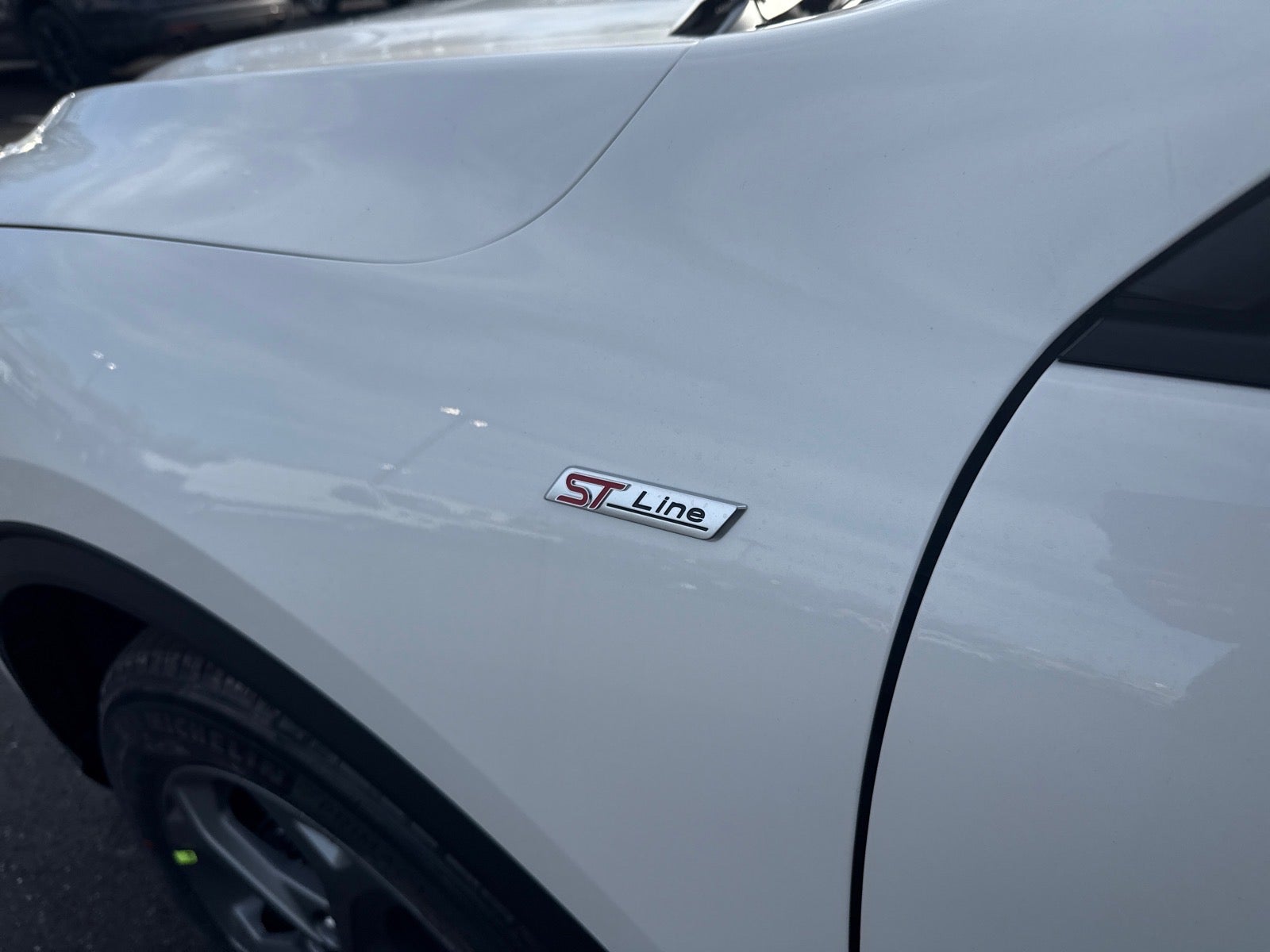 2026 Ford Escape Hybrid ST-Line Select