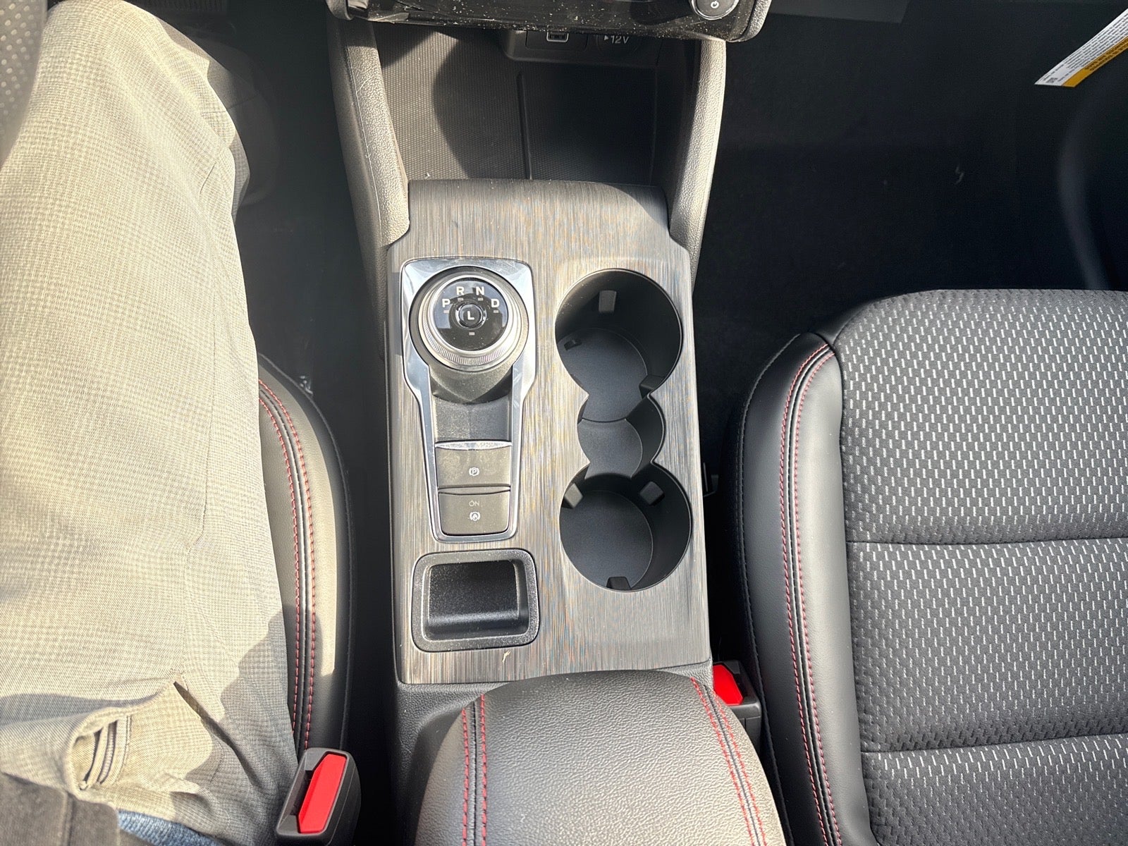 2026 Ford Escape Hybrid ST-Line Select