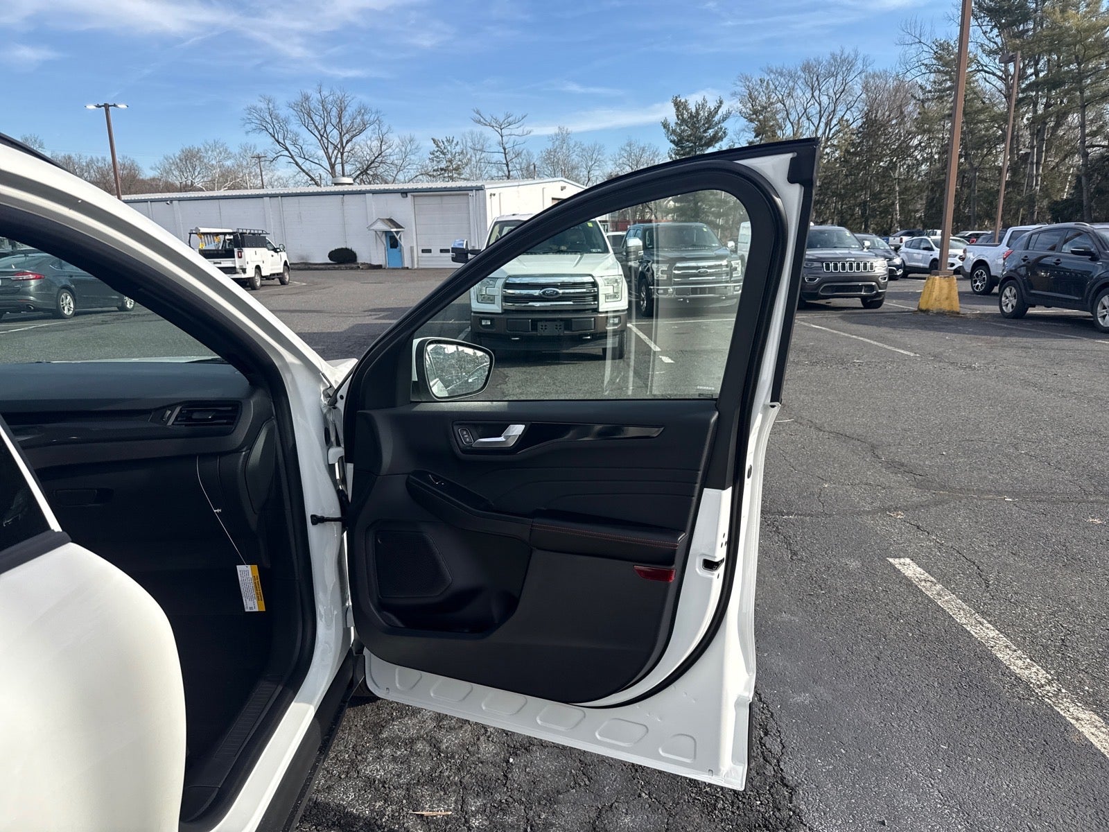 2026 Ford Escape Hybrid ST-Line Select