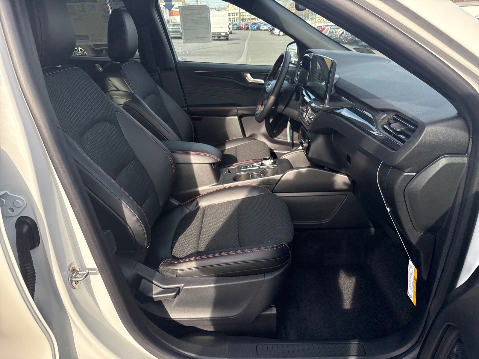 2026 Ford Escape Hybrid ST-Line Select