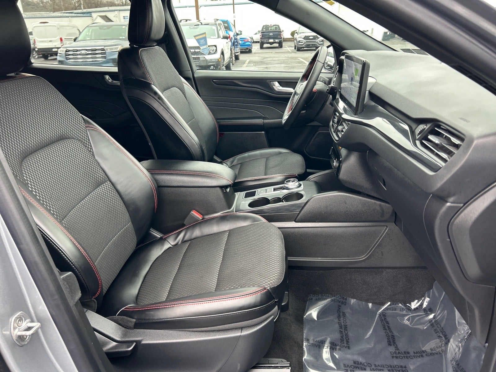 2024 Ford Escape Hybrid ST-Line Select