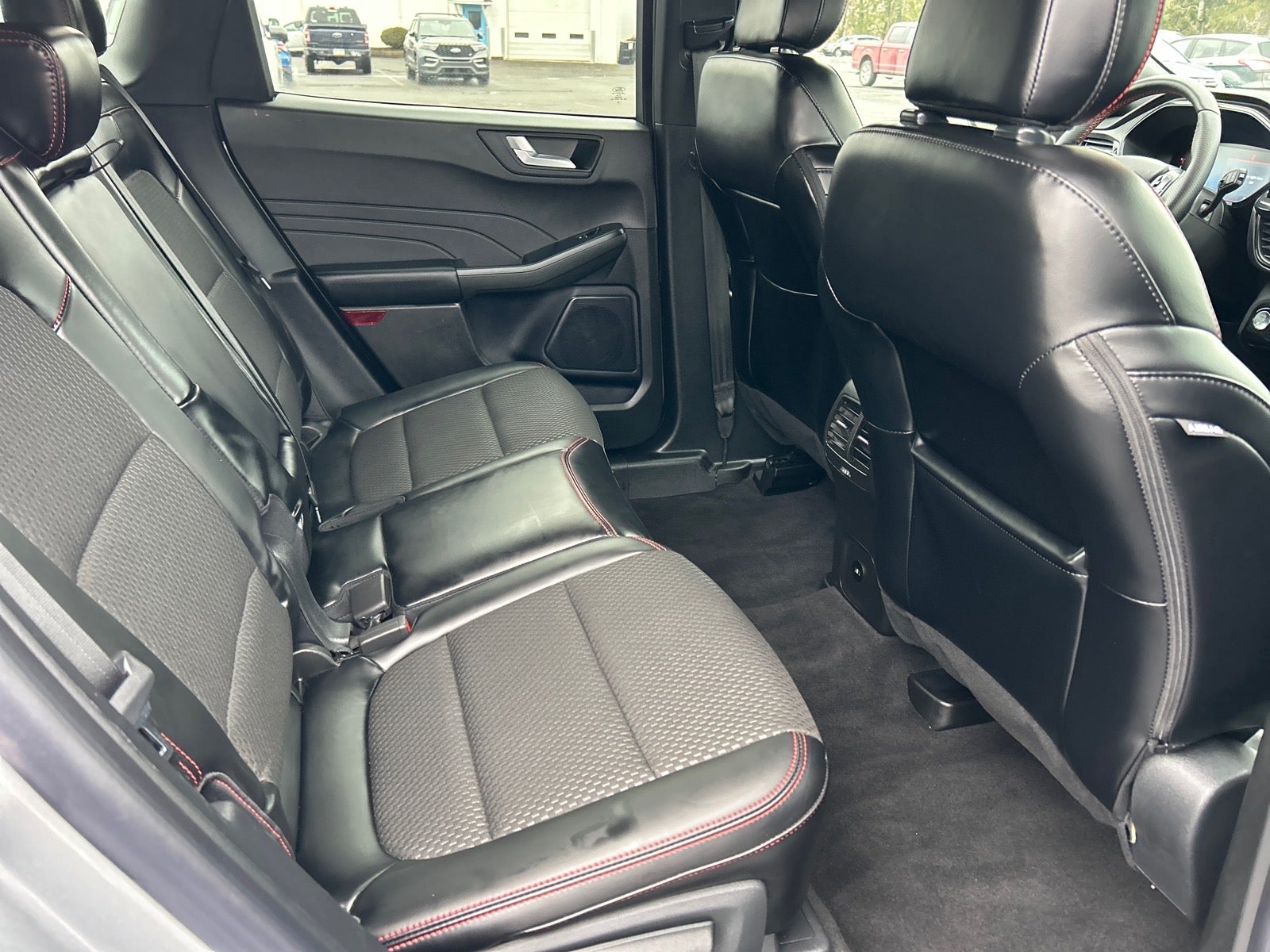 2024 Ford Escape Hybrid ST-Line Select