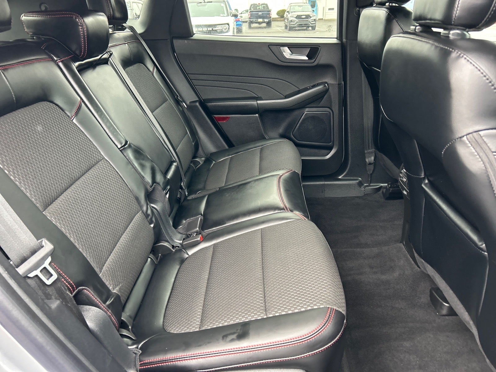 2024 Ford Escape Hybrid ST-Line Select