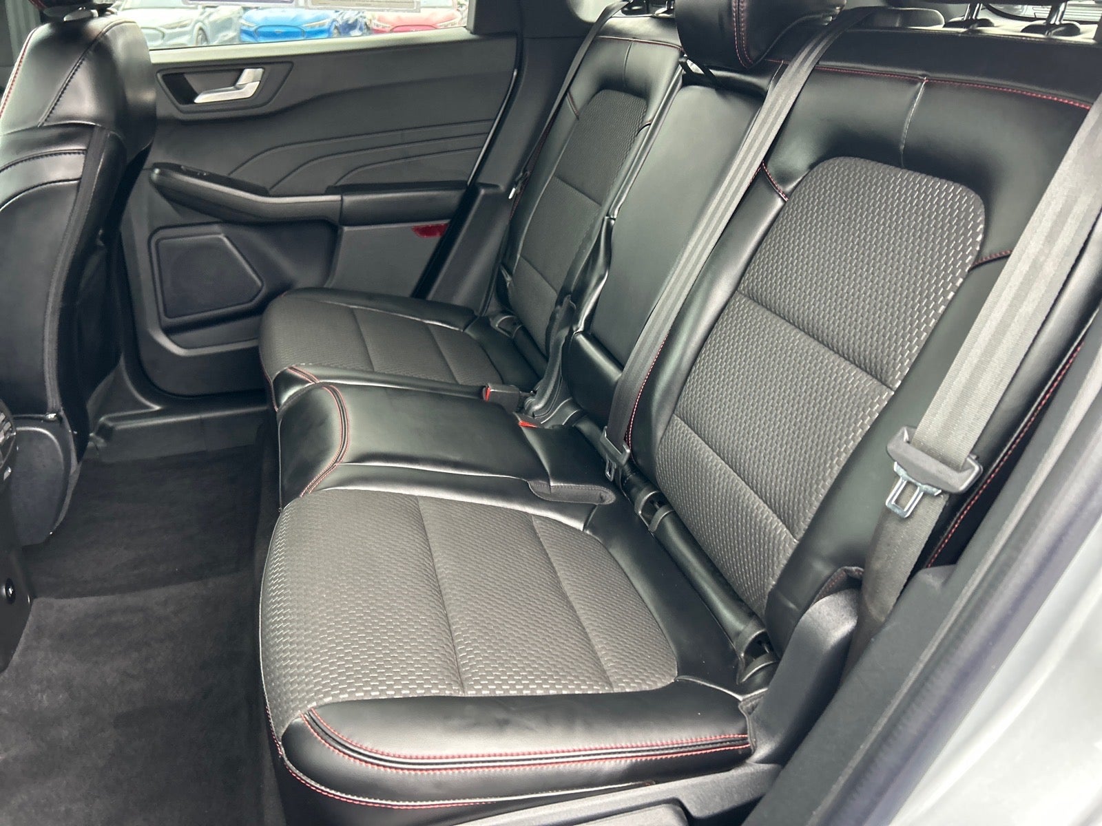 2024 Ford Escape Hybrid ST-Line Select