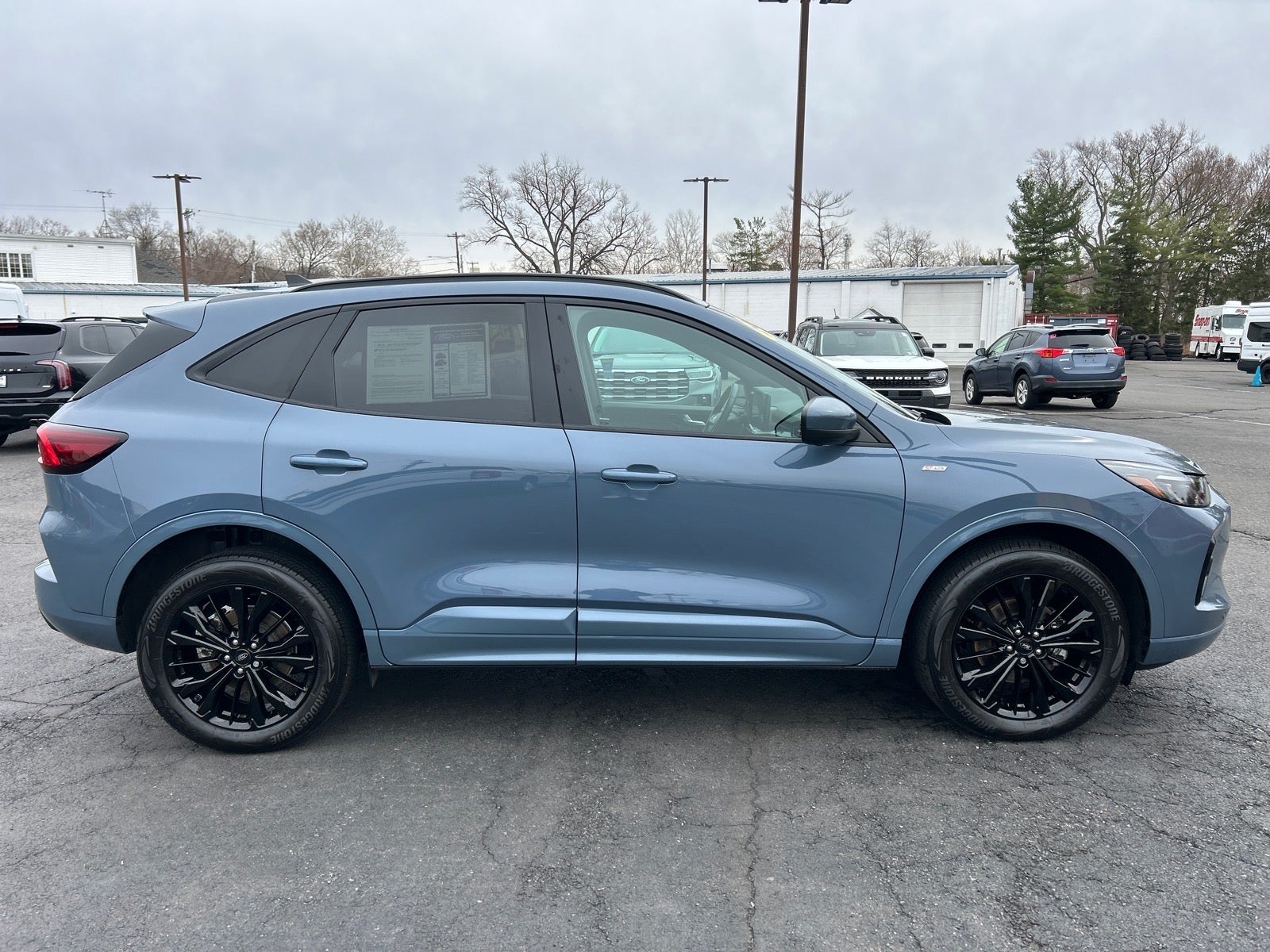 2023 Ford Escape ST-Line Elite