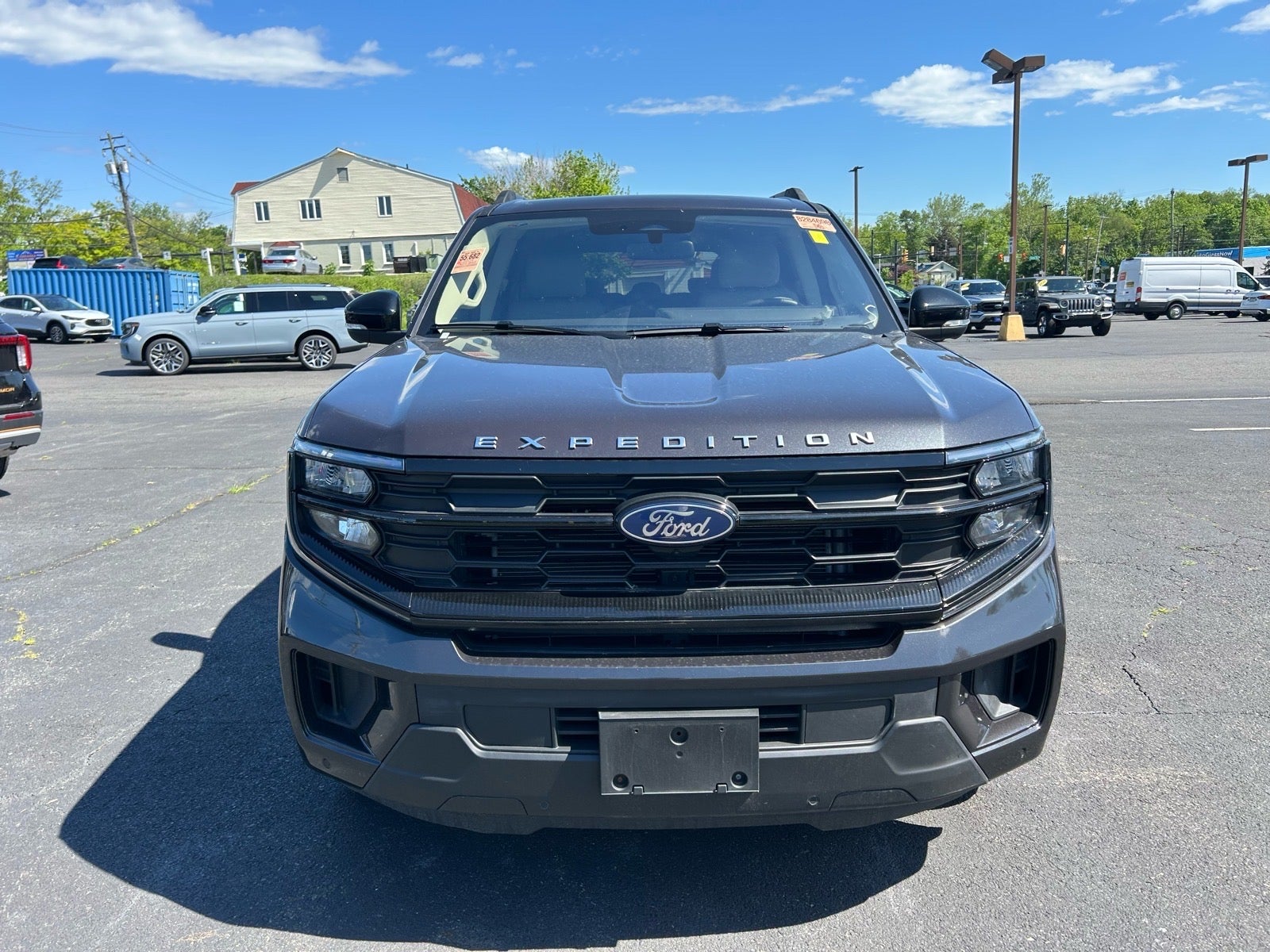 2025 Ford Expedition Active
