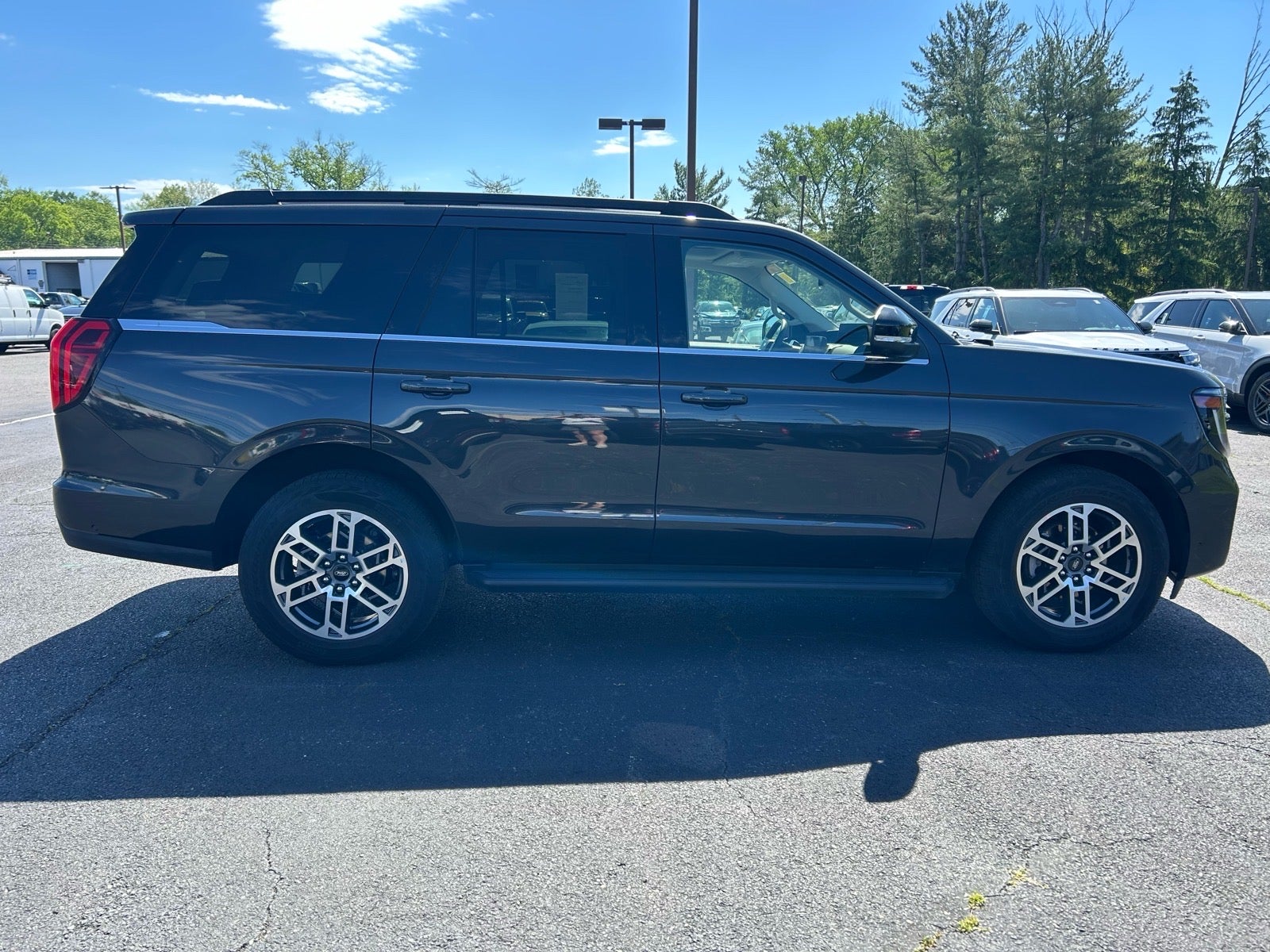 2025 Ford Expedition Active