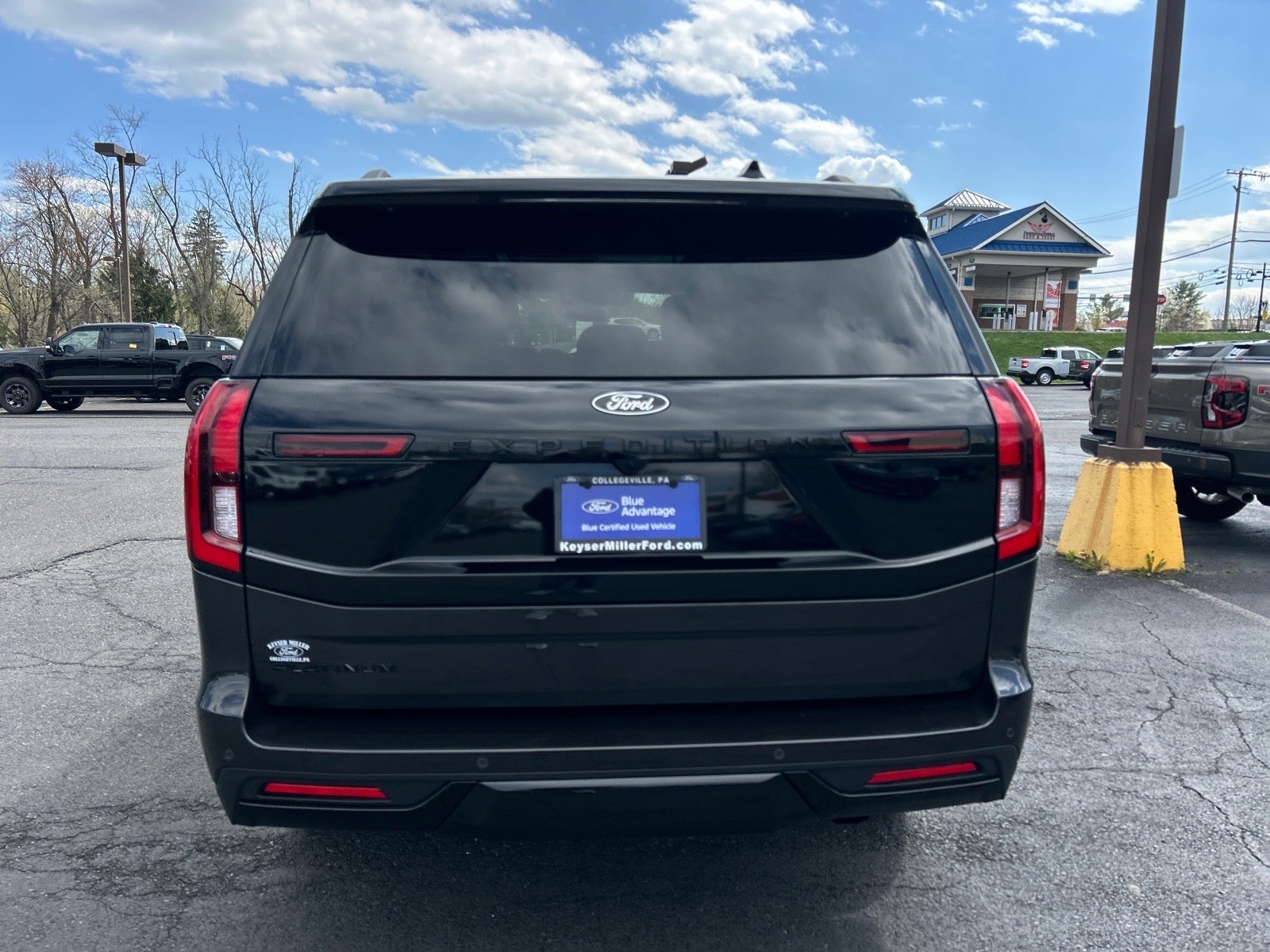 2025 Ford Expedition Platinum