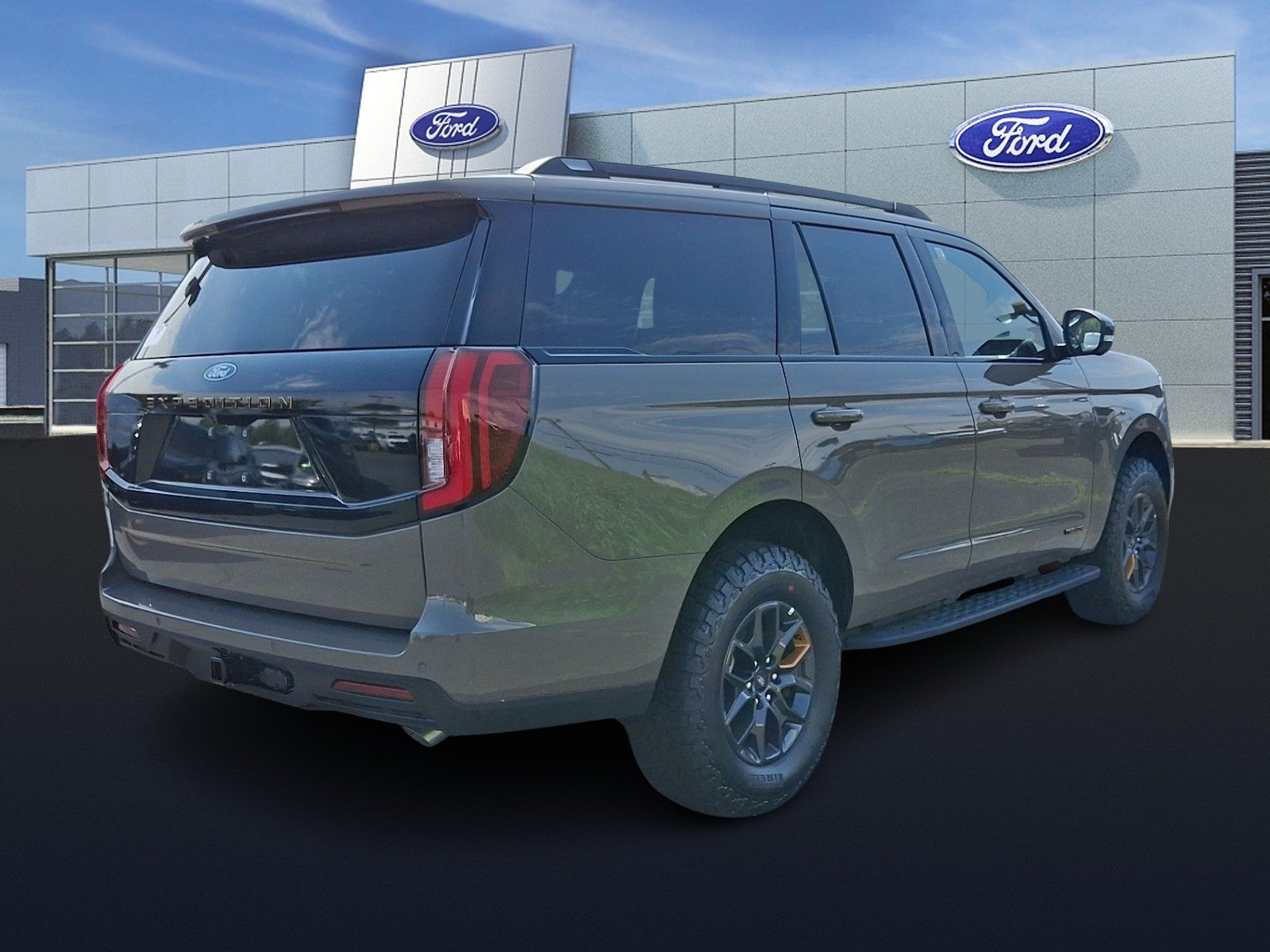 2027 Ford Expedition Tremor