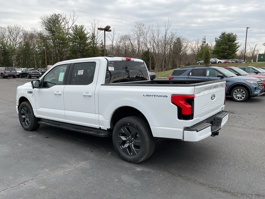 2025 Ford F-150 Lightning Flash