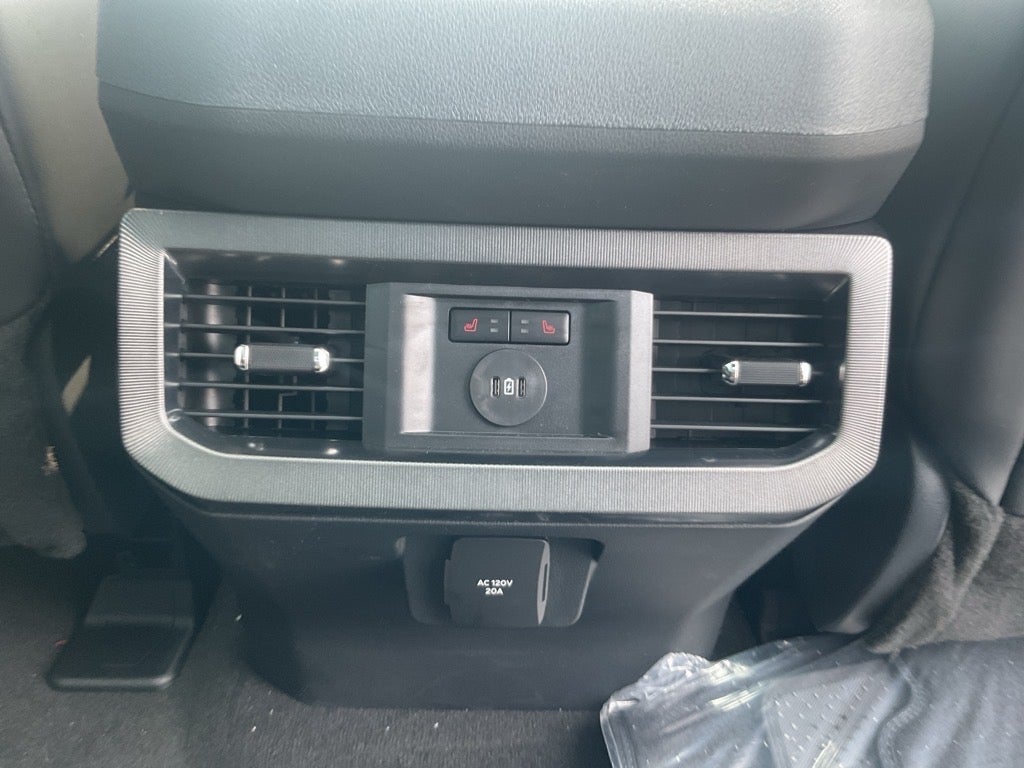 2025 Ford F-350SD Platinum