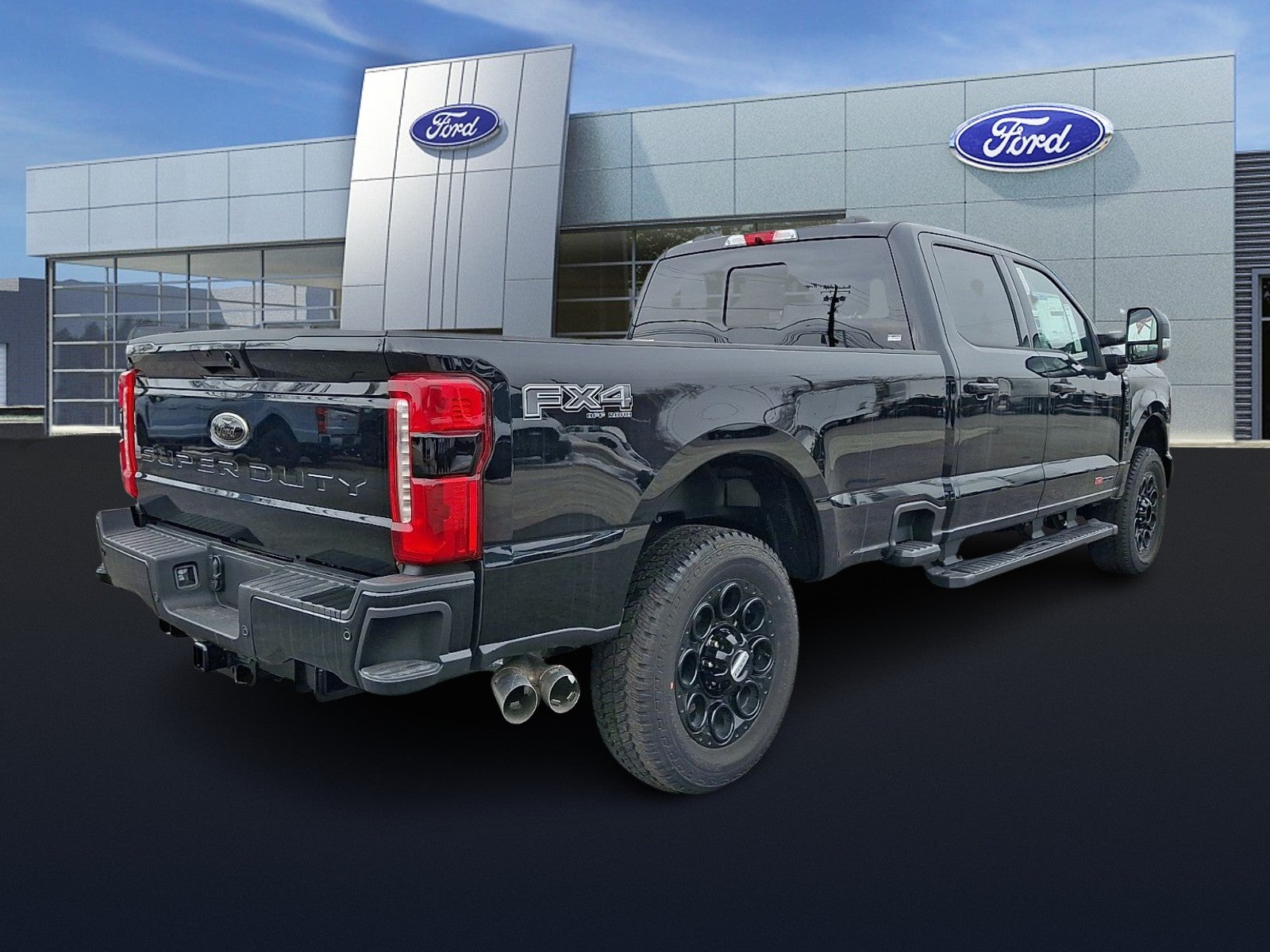 2025 Ford F-350 LARIAT