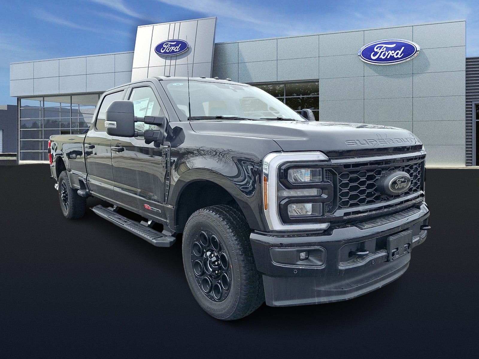 2025 Ford F-350 LARIAT