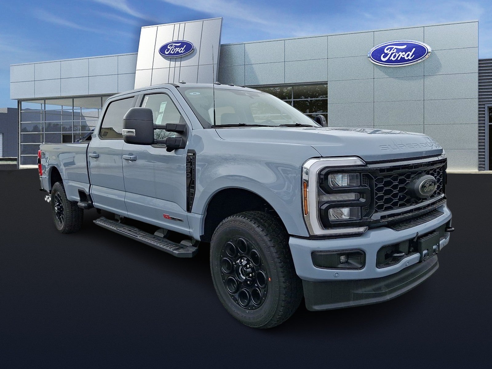 2025 Ford F-350 LARIAT